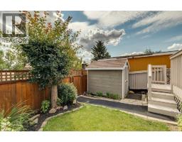 568 Strathcona Drive SW - photo 41
