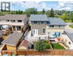568 Strathcona Drive SW - photo 44