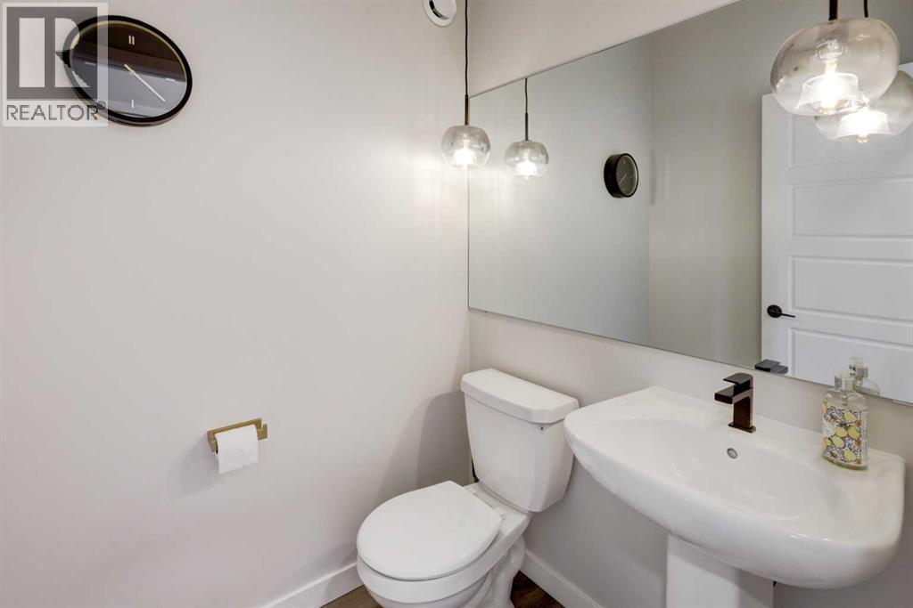 1607 Baywater Street SW - 14