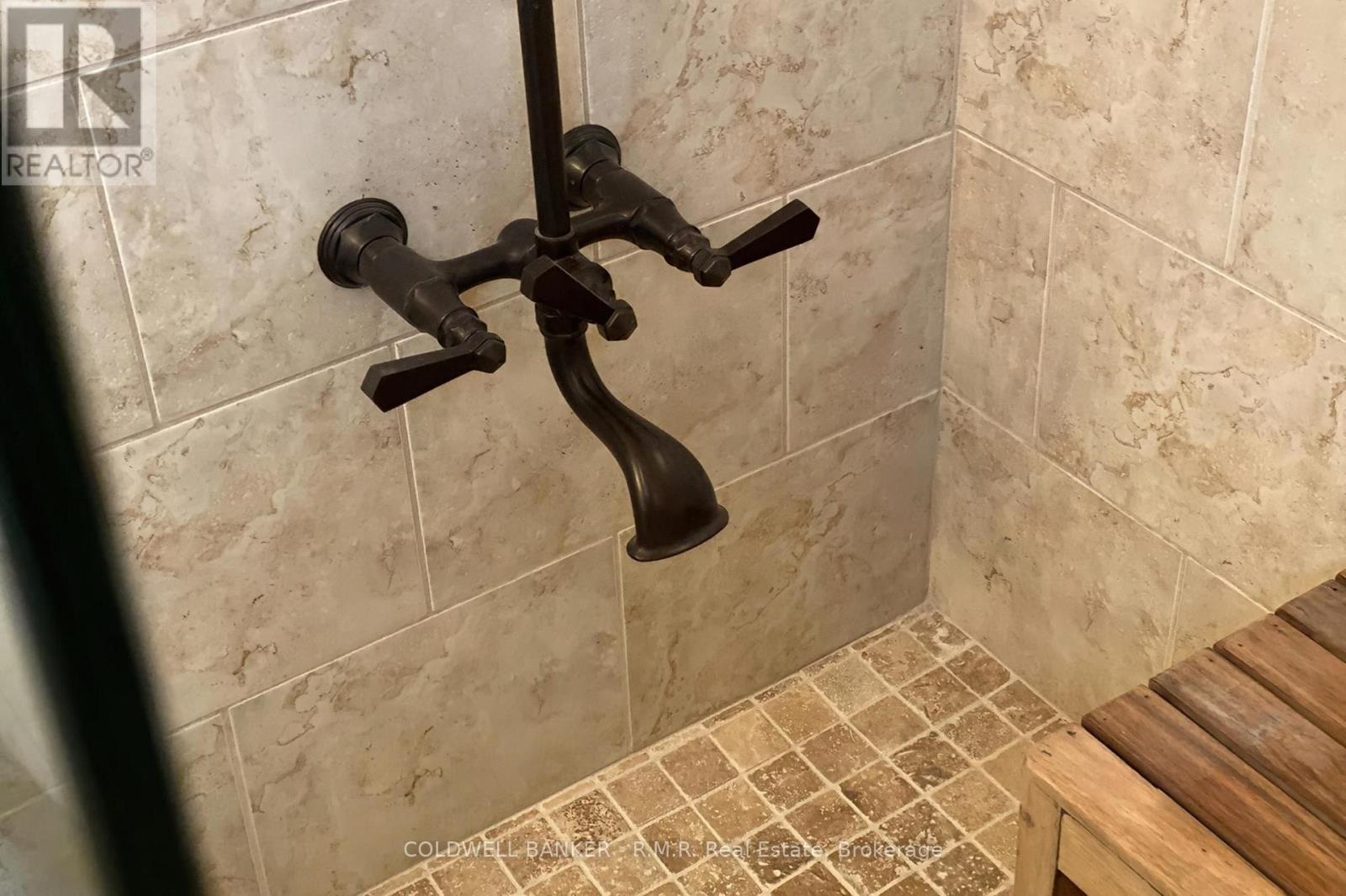 1090 Thimbleberry Circle — photo 24