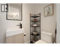 3984 Dumfries Street, Vancouver, BC V5N0J1 Photo 12