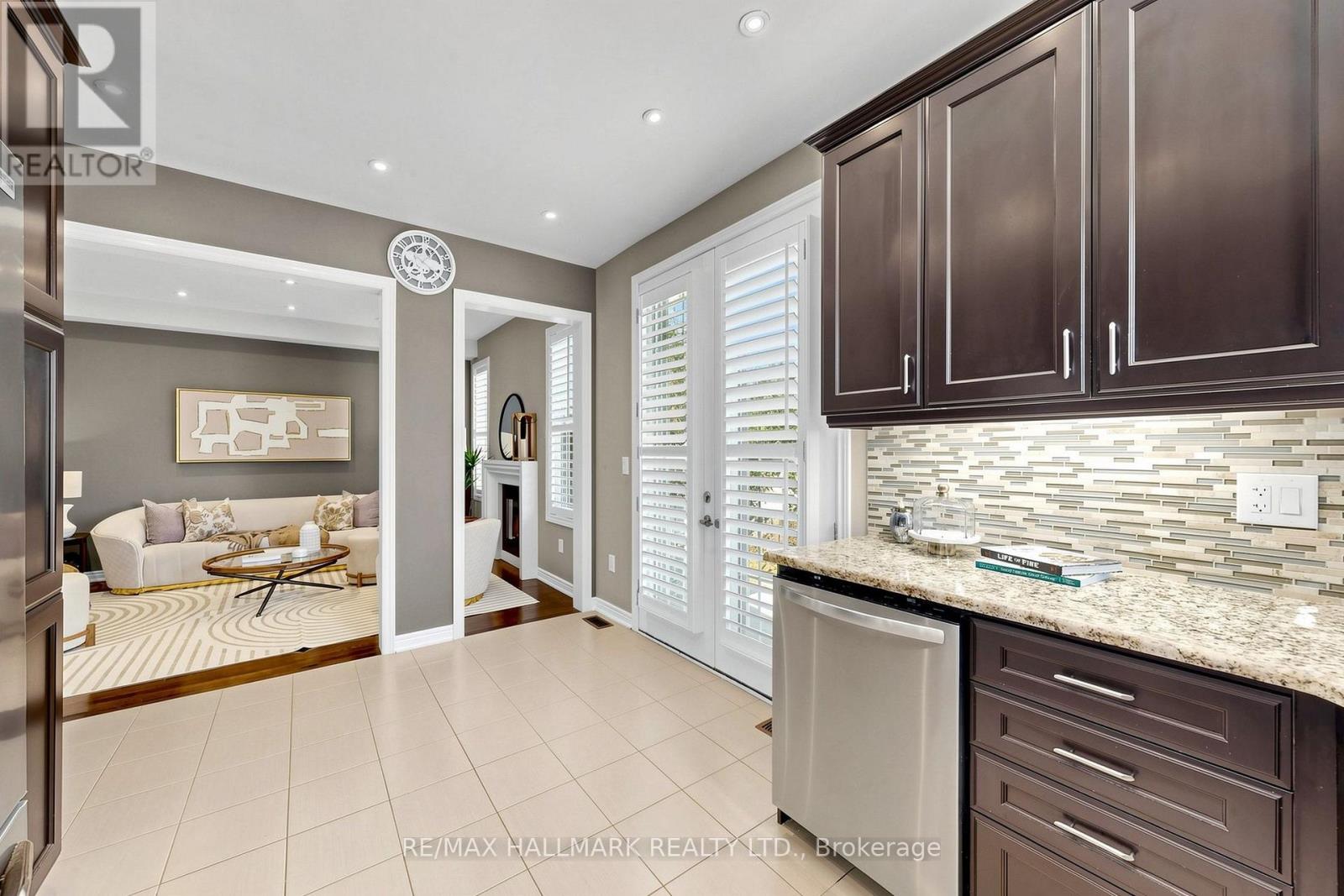 1 BASSVIEW COURT - 14