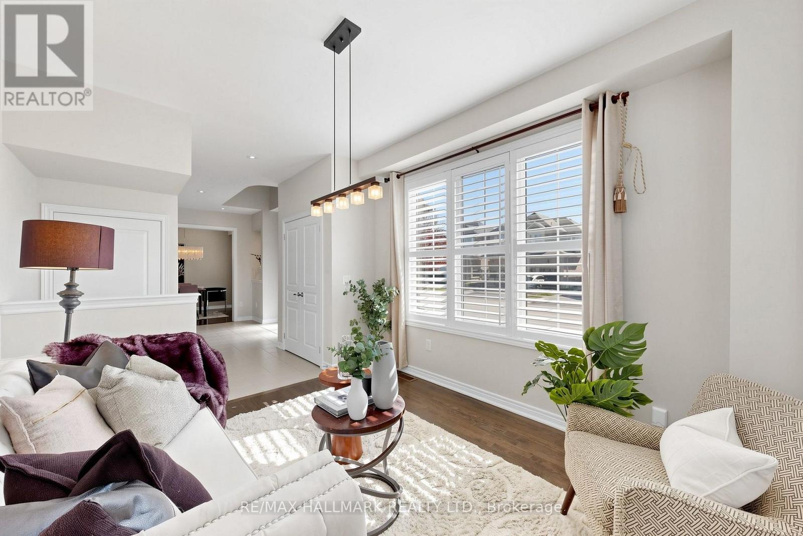 1 Bassview Court, Richmond Hill, ON photo 6