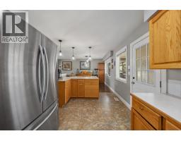 12347 Greenwell Street, Maple Ridge, BC V2X7J1 Photo 10