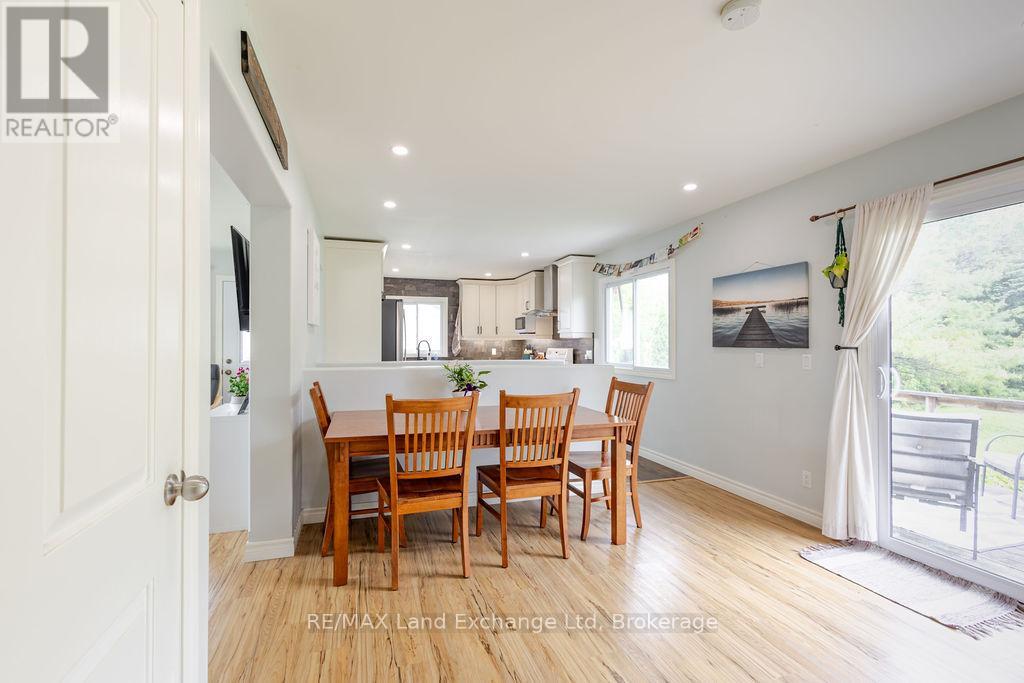 463 WOLSLEY STREET - 11