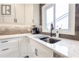 Bathroom - 463 Wolsley Street, Huron Kinloss, ON N0G2H0 Photo 9