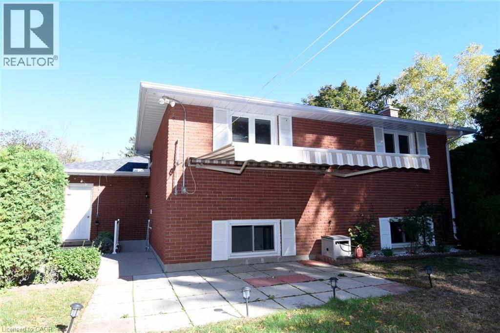 5 ROGERS Road - 4