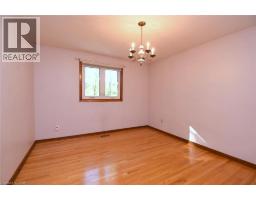 5 Rogers Road, Dundas, ON L9H4E2 Photo 13
