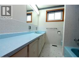 5 Rogers Road, Dundas, ON L9H4E2 Photo 19