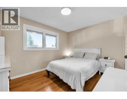 474 78 Avenue NE - photo 17