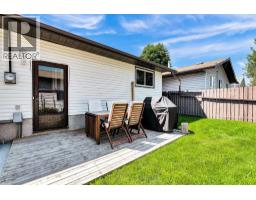 474 78 Avenue NE - photo 43