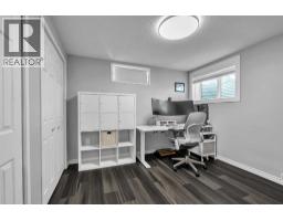 474 78 Avenue NE - photo 33