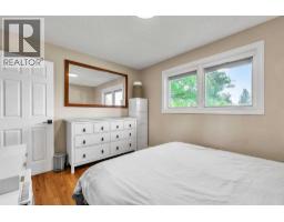 474 78 Avenue NE - photo 18