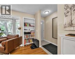 474 78 Avenue NE - photo 3