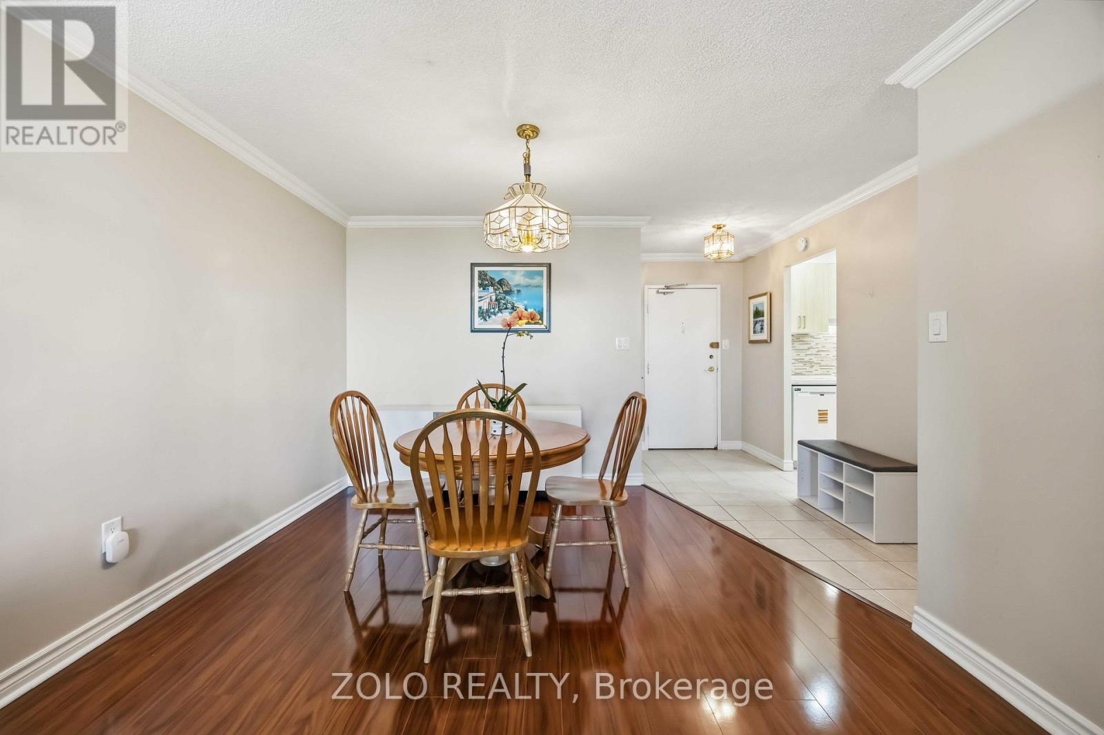 2003- 812 Burnhamthorpe Road, Toronto, ON photo 22