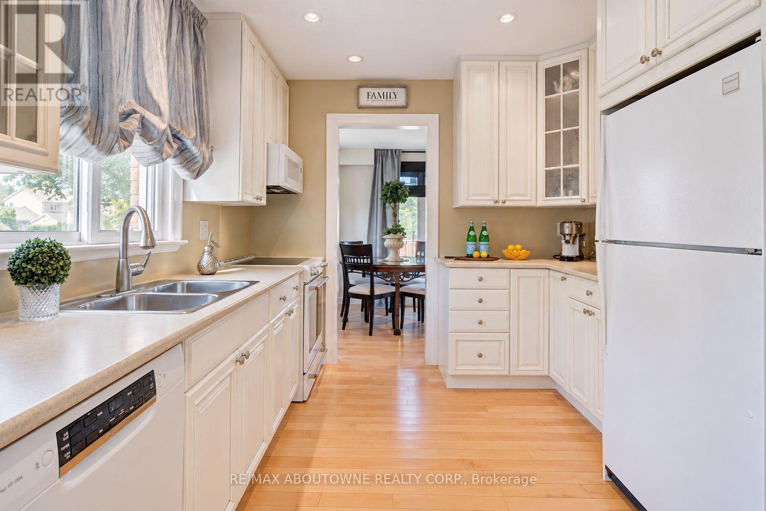 3668 COLONIAL DRIVE - 14