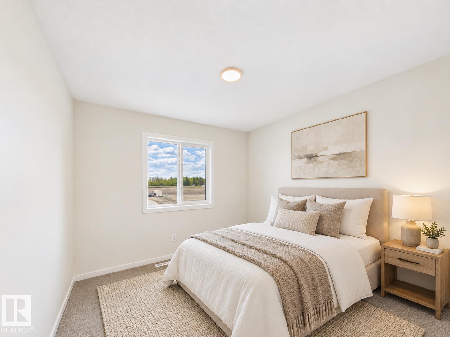 1094 MCLEOD AV - 6