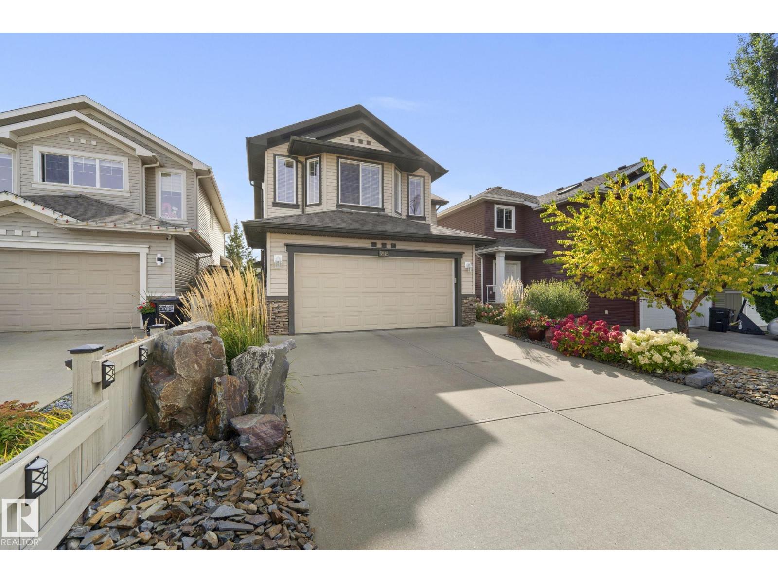 5915 6 AV SW - 3
