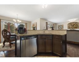 5915 6 Av Sw, Edmonton, AB T6X0G4 Photo 16