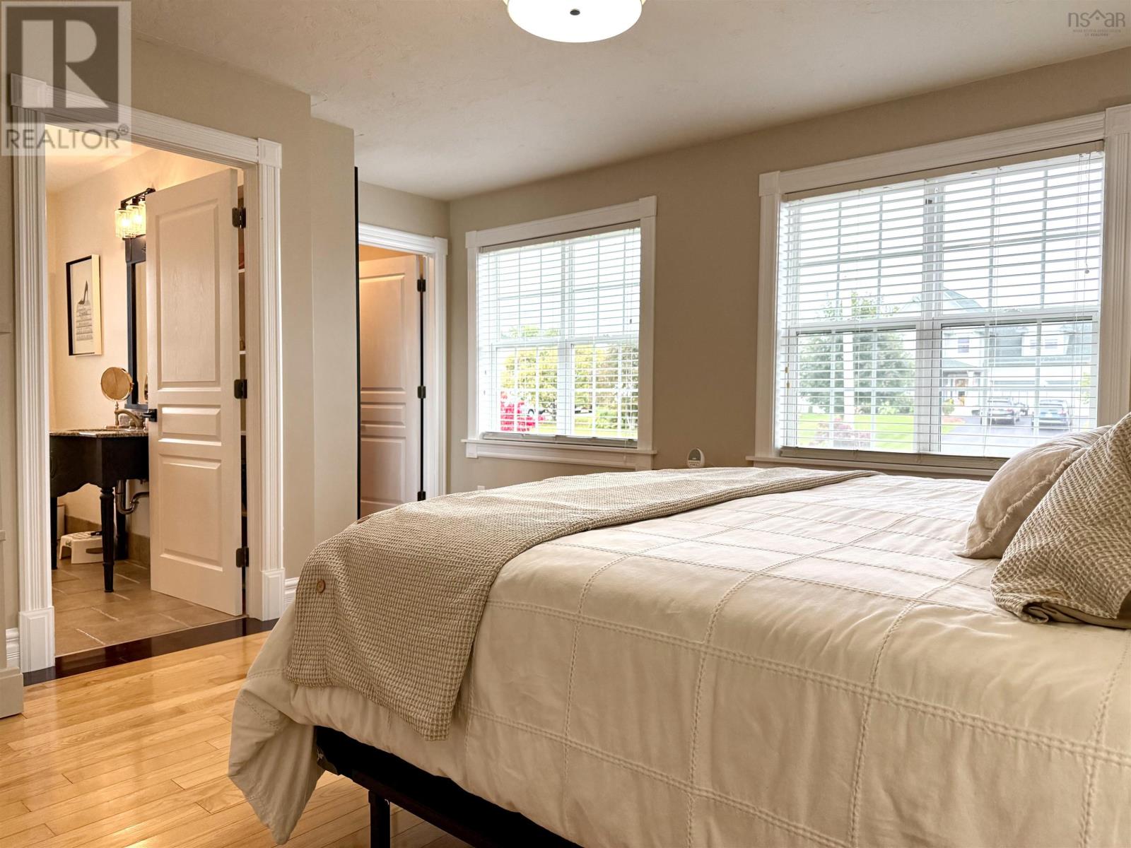 14 Marshview Drive - Image 32
