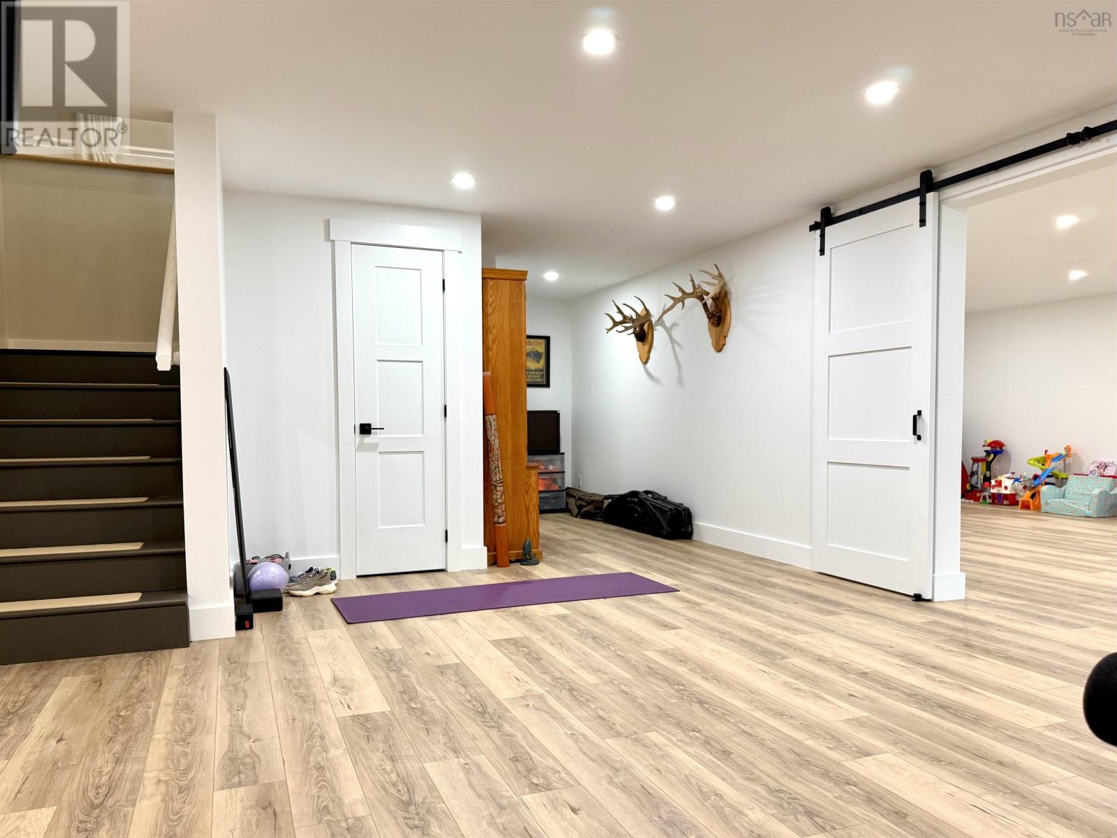 14 Marshview Drive - Image 37