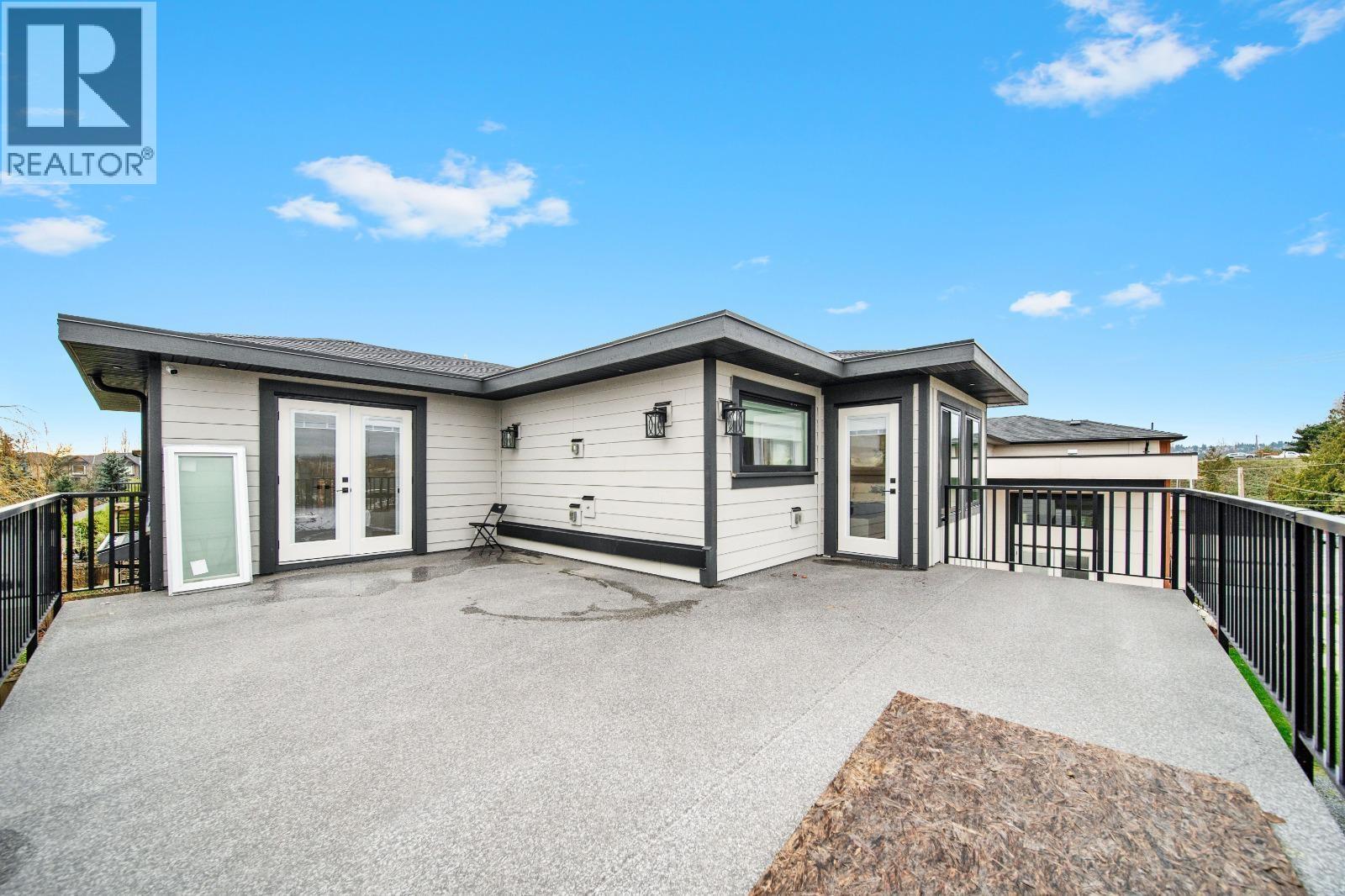 264 HUME STREET, New Westminster - Image 1