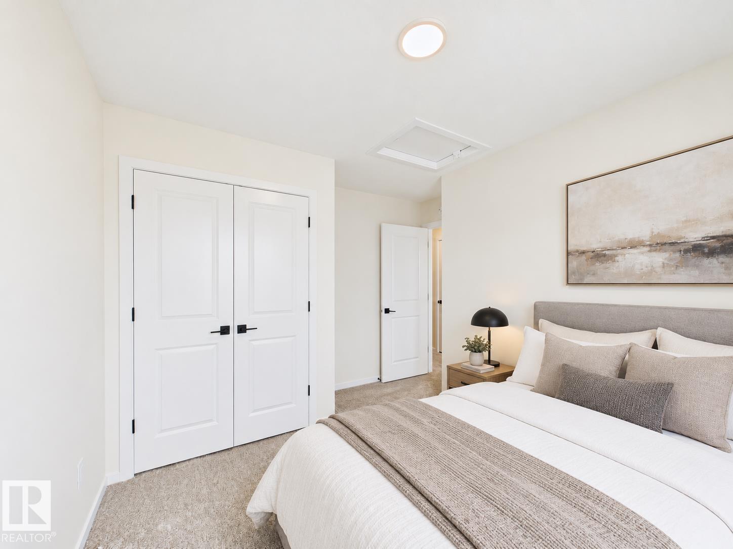 1096 Mcleod Avenue, photo 9