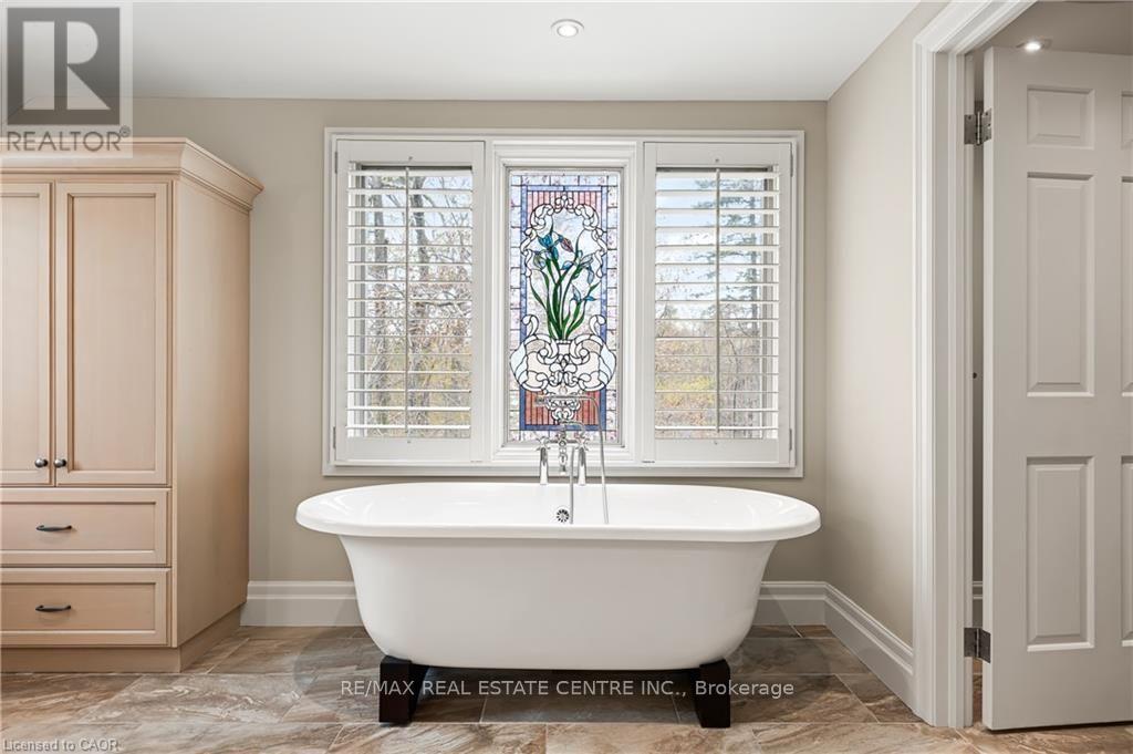 6703 Wellington 34 Road, Puslinch, ON photo 18