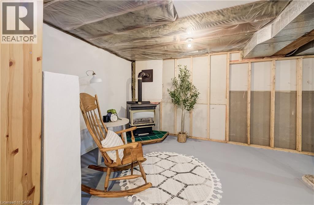 51 WILLIAM Street N - Image 26