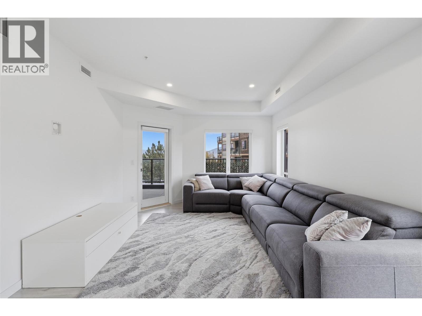 1405 SPRINGHILL Drive Unit# 2103, Kamloops