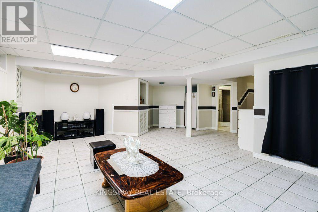 501 ASHPRIOR AVENUE - Image 37