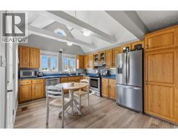 12 Thaddee Street, photo 17