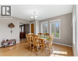 12 Thaddee Street, photo 20