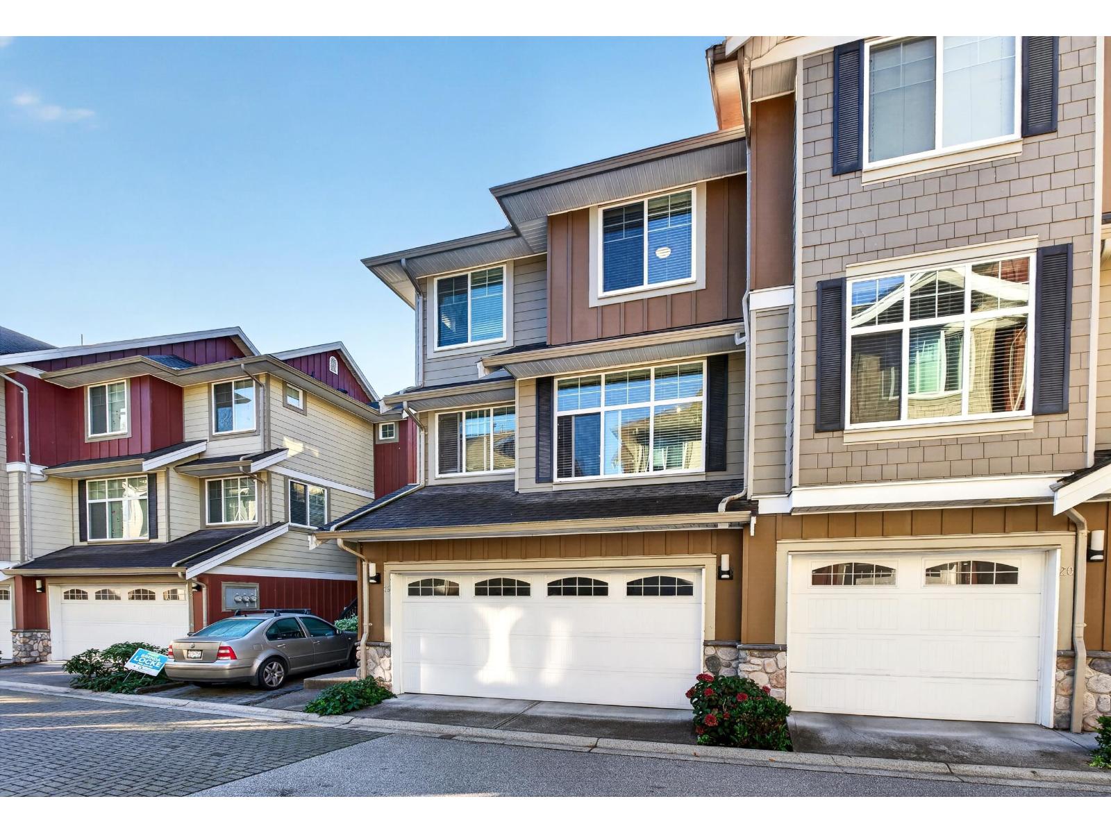 4 Bed, 4 Bath House for Sale in Surrey – 19 3009 156 STREET, Surrey – MLS# R3172185 - Image 38