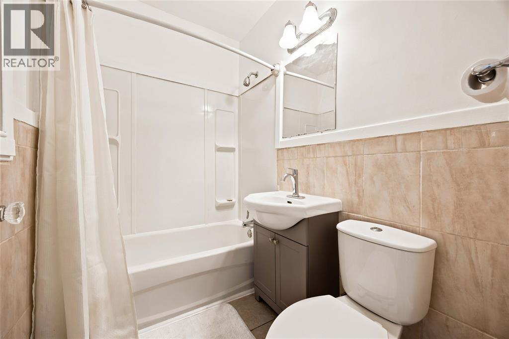 209 FELIX STREET - 14