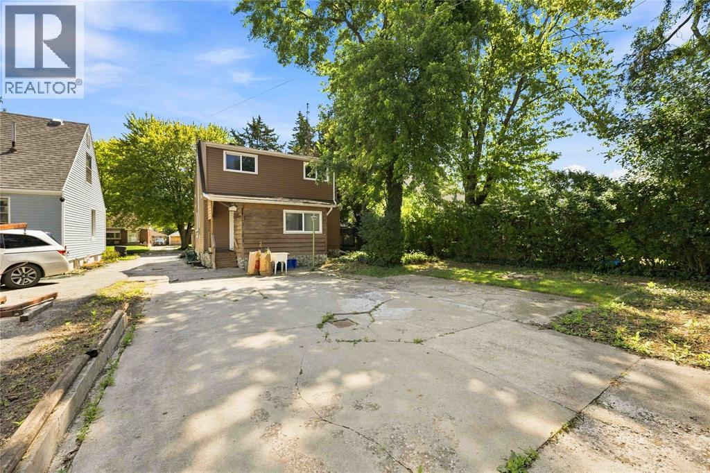209 Felix Street — photo 40