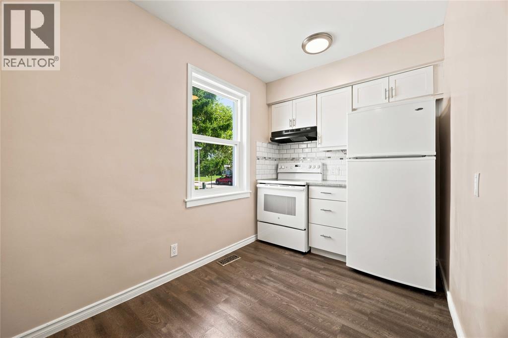 209 FELIX STREET - 8