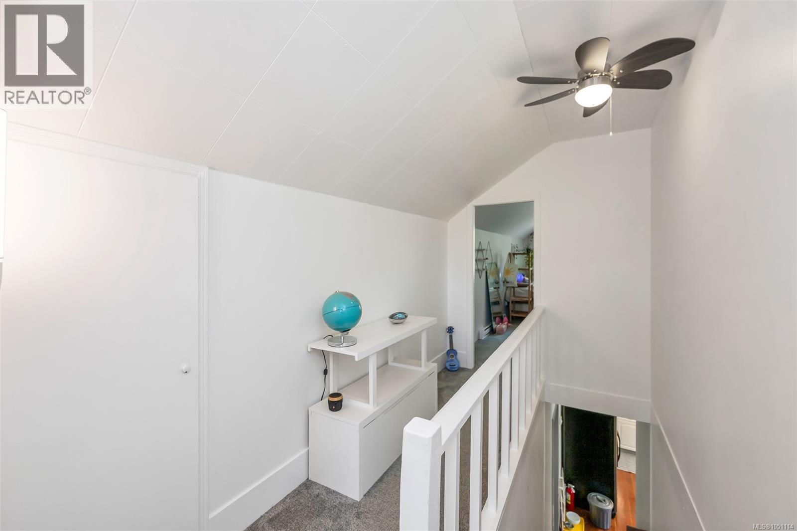 1029 Herd Rd, Duncan