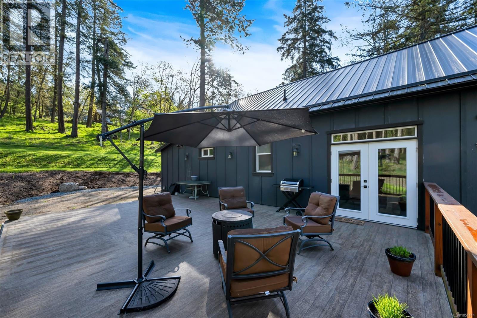 1029 Herd Rd, Duncan