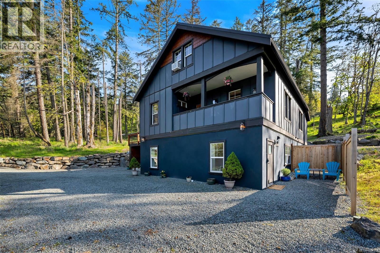 1029 Herd Rd, Duncan