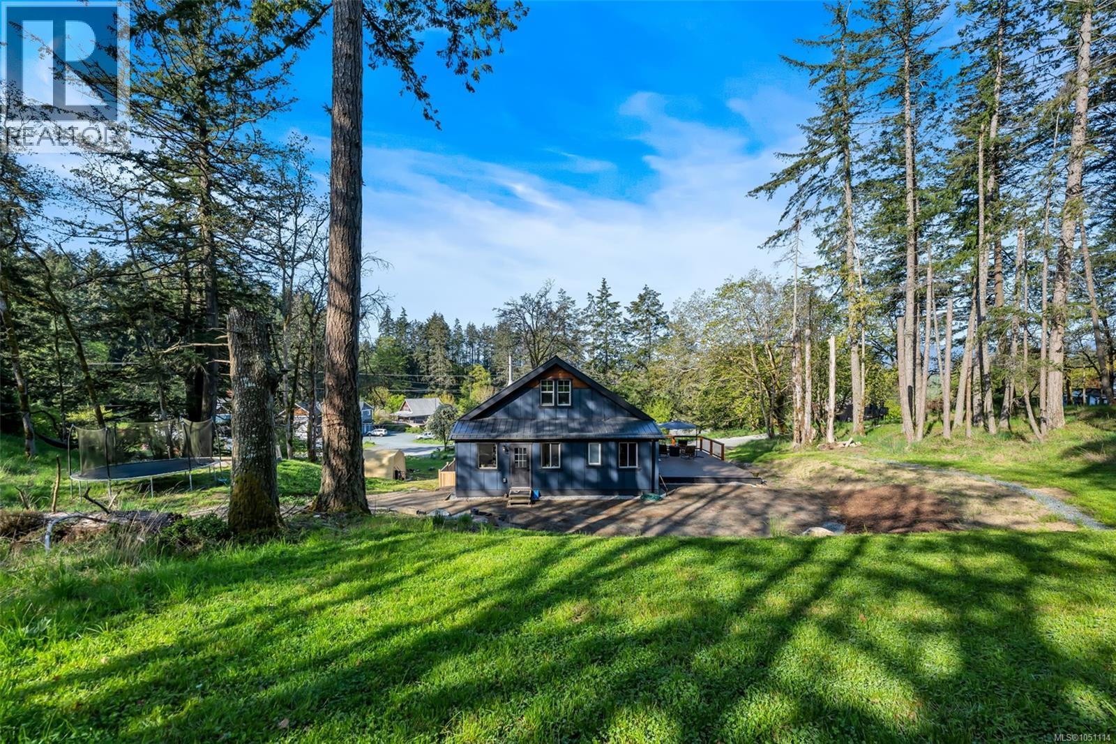 1029 Herd Rd, Duncan