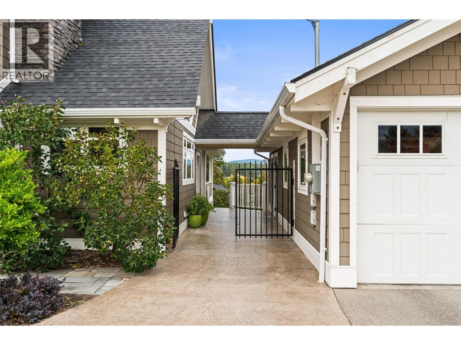 3690 Sage Avenue - 63