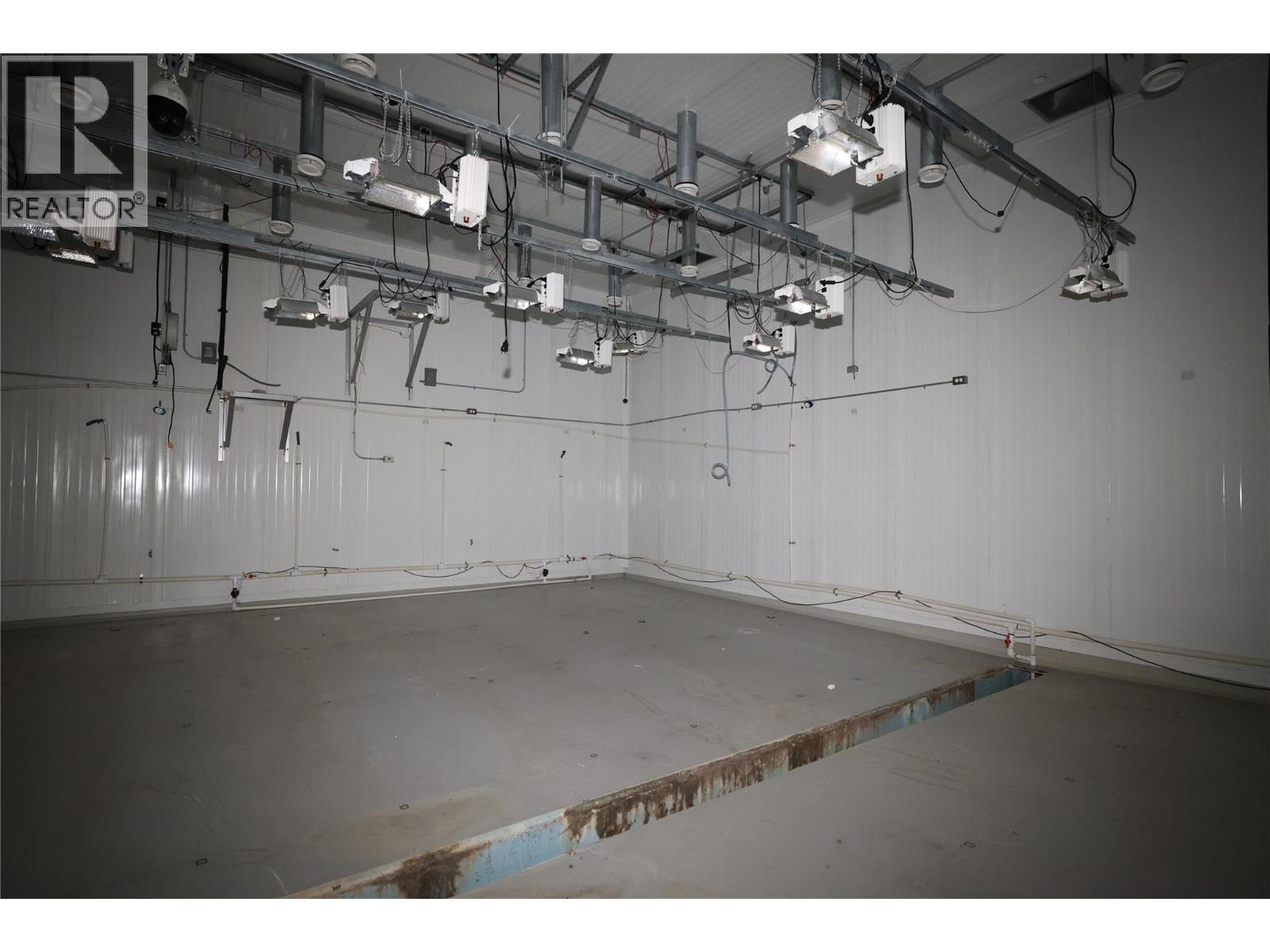  896 Reclamation Road, Creston - Image 1