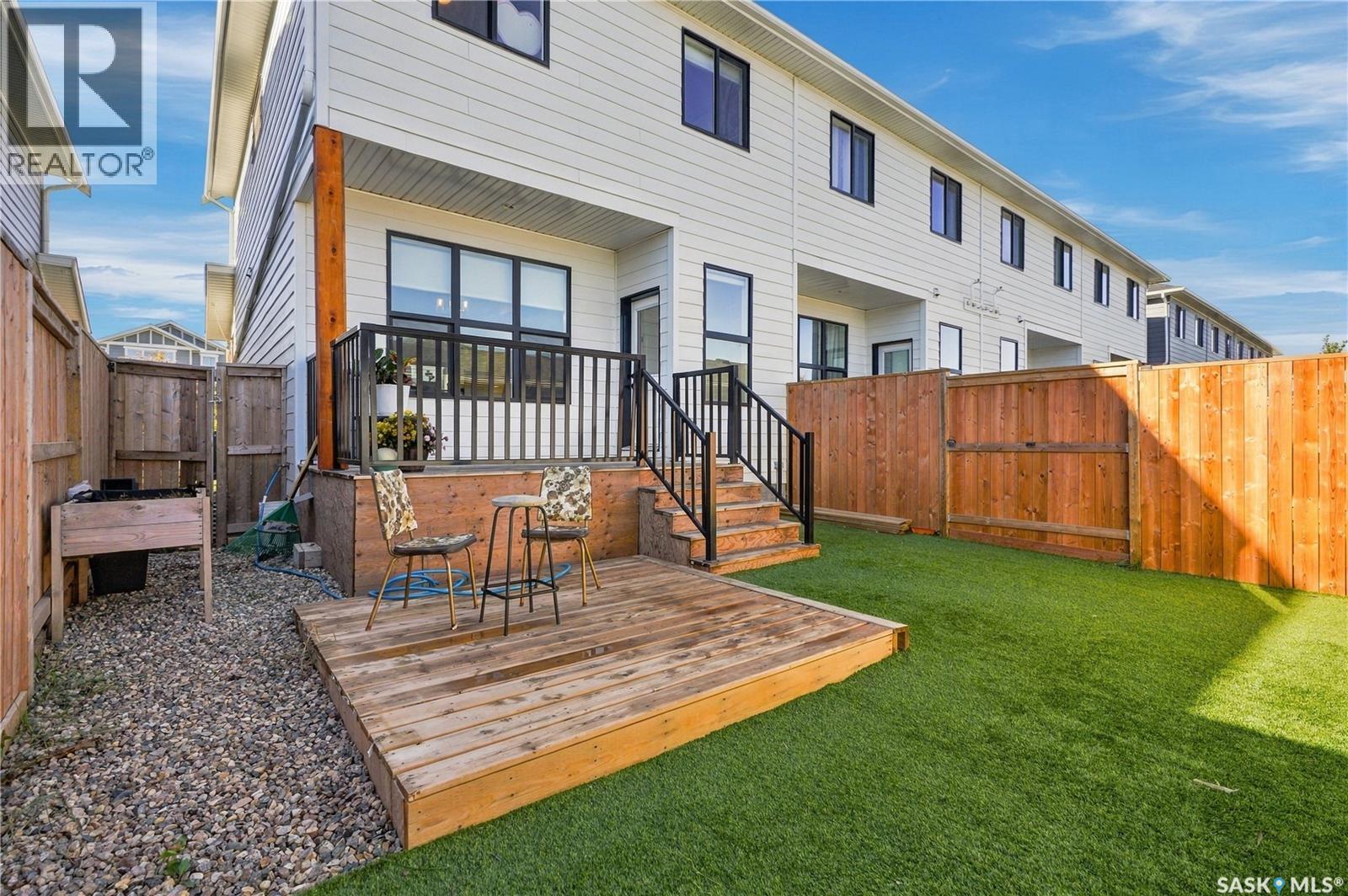 185 Rosewood BOULEVARD E, Saskatoon — photo 2