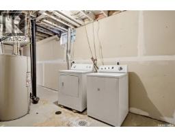 1502 Grosvenor Street, Regina, SK S4N4C6 Photo 24