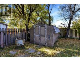 1502 Grosvenor Street, Regina, SK S4N4C6 Photo 28