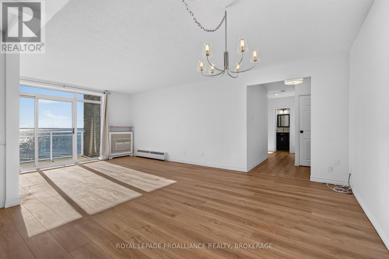 #306 1 MOWAT AVENUE - Image 14
