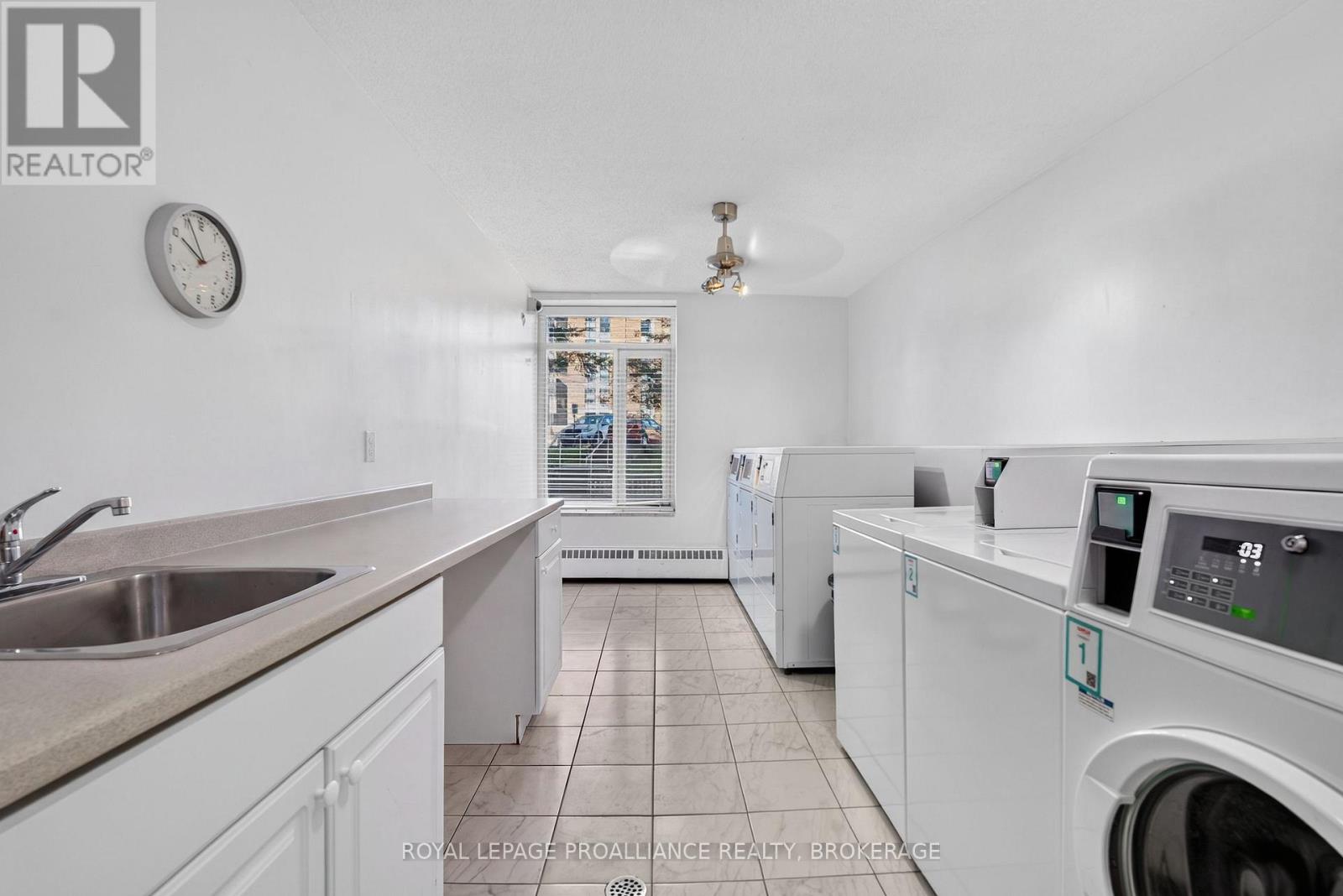 #306 1 MOWAT AVENUE - Image 26