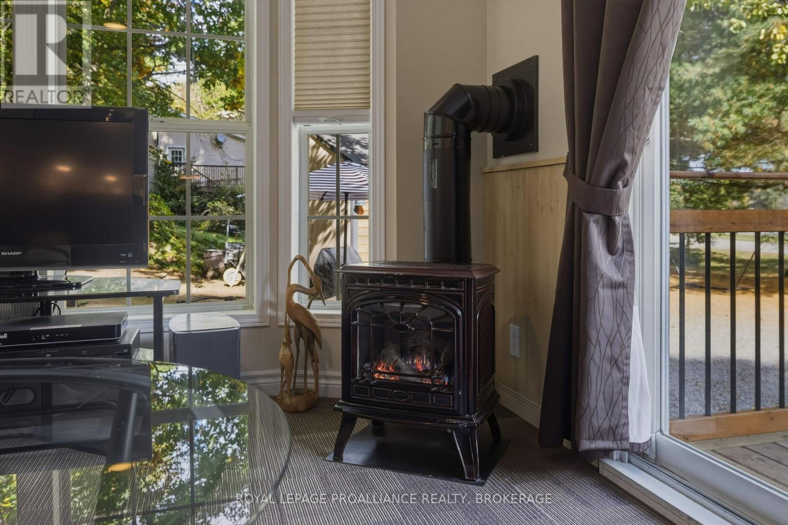 106 OLD RIVER ROAD - Image 17