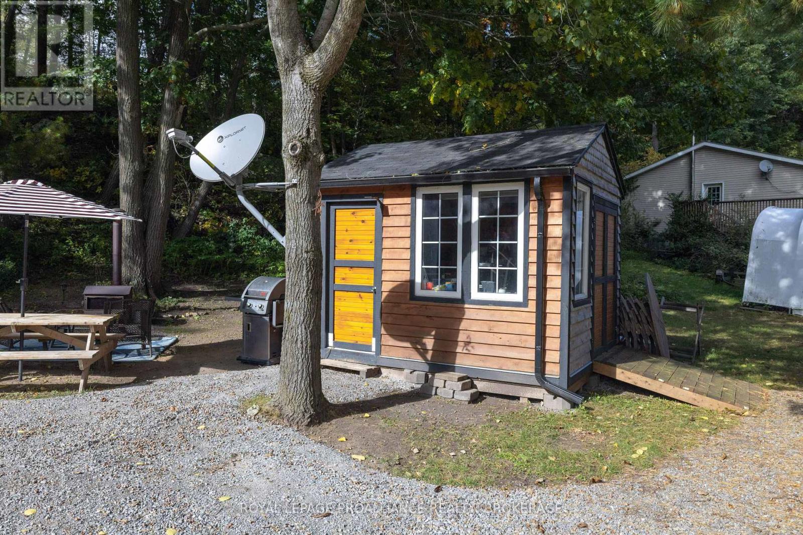 106 OLD RIVER ROAD - Image 36